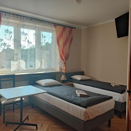 Pokoje Goscinne Skawina Esterno foto