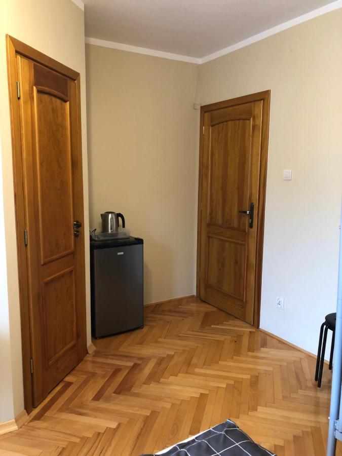 Pokoje Goscinne Skawina Esterno foto